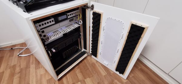 DIY | Sound Proof Server Rack